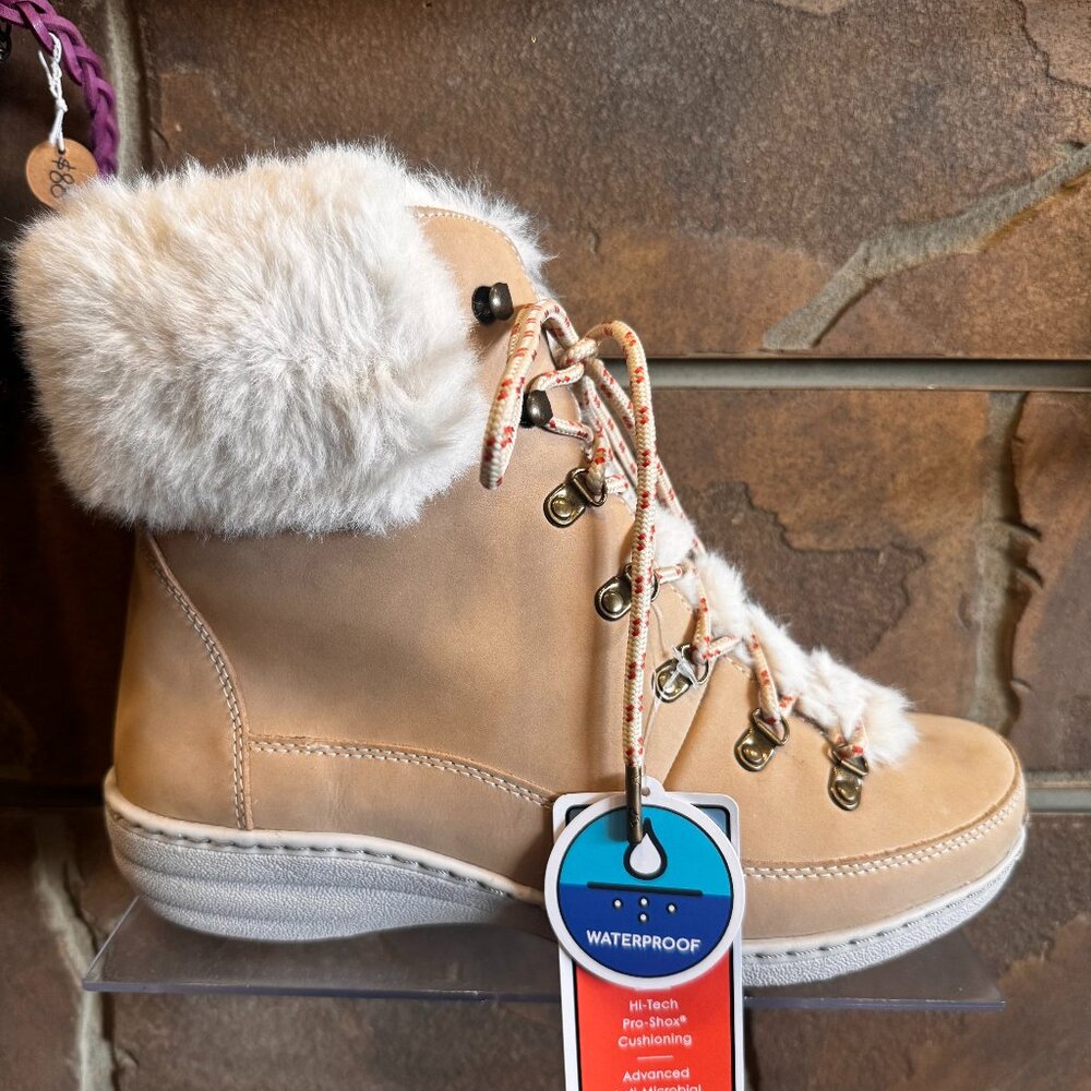 Aetrex Jodie Ankle Boot Ivory